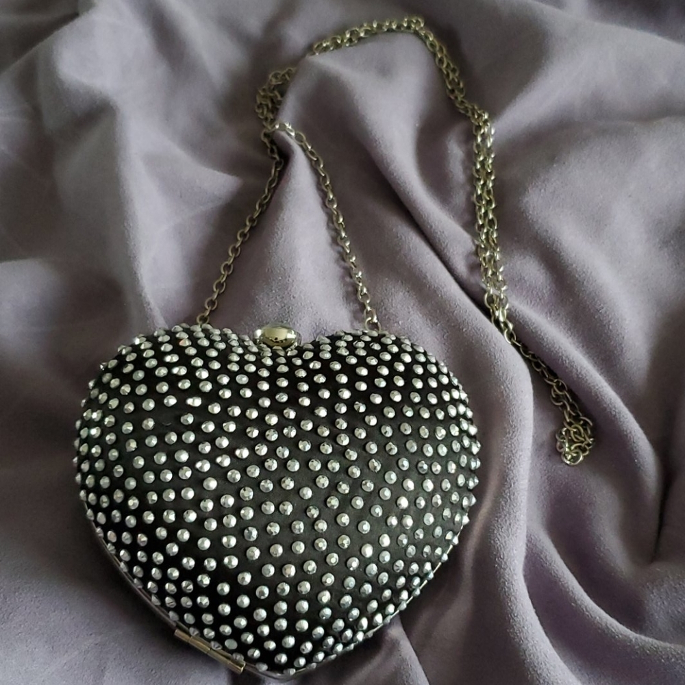 Heart crossbody bag